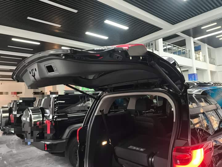 Фото 9 - GAC Trumpchi M8