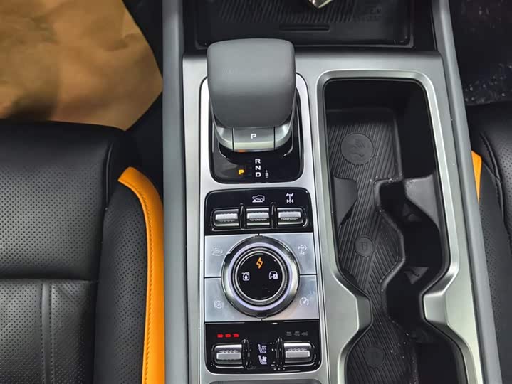 Фото 16 - BAIC Beijing BJ40 Hybrid