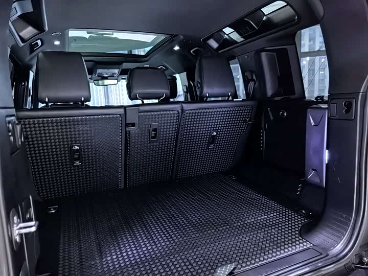 Фото 15 - Land Rover Defender