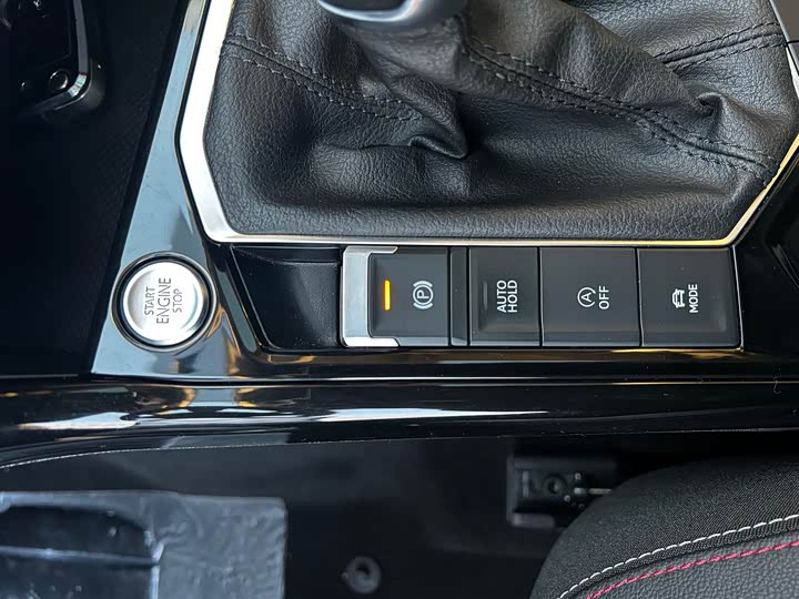 Фото 13 - Volkswagen Tayron