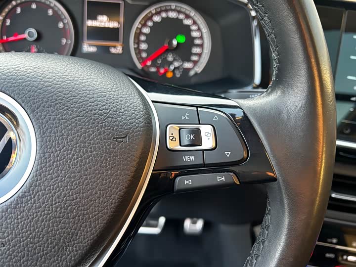 Фото 9 - Volkswagen Tayron