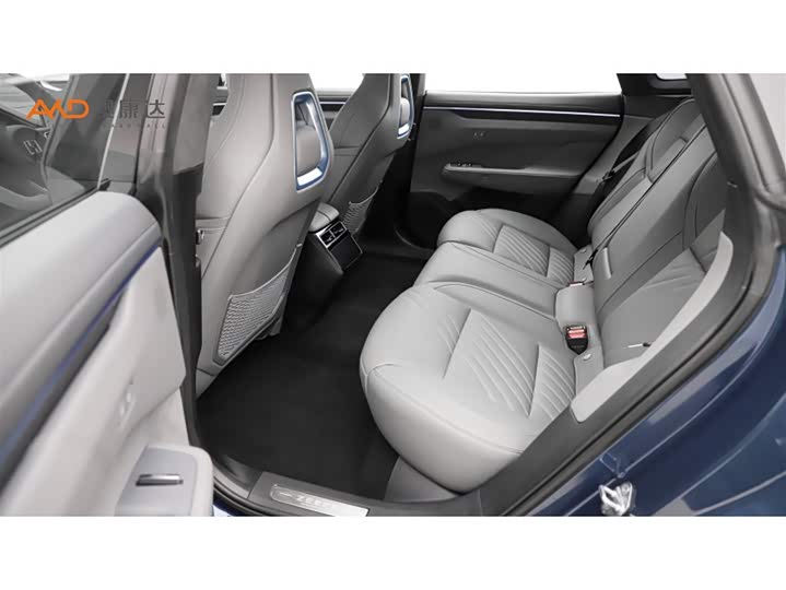 Фото 7 - Zeekr 001