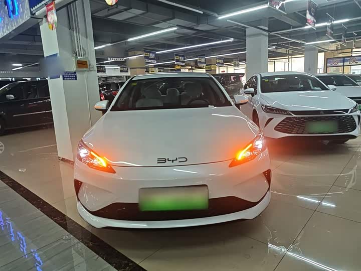 Фото 3 - BYD Seal 05 DM-i Hybrid