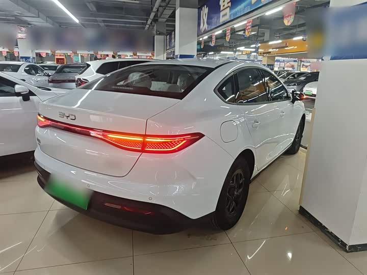 Фото 7 - BYD Seal 05 DM-i Hybrid