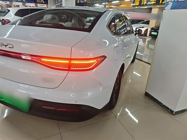 Фото 8 - BYD Seal 05 DM-i Hybrid