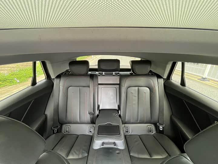 Фото 24 - Audi Q2L