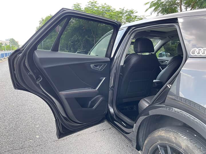 Фото 28 - Audi Q2L