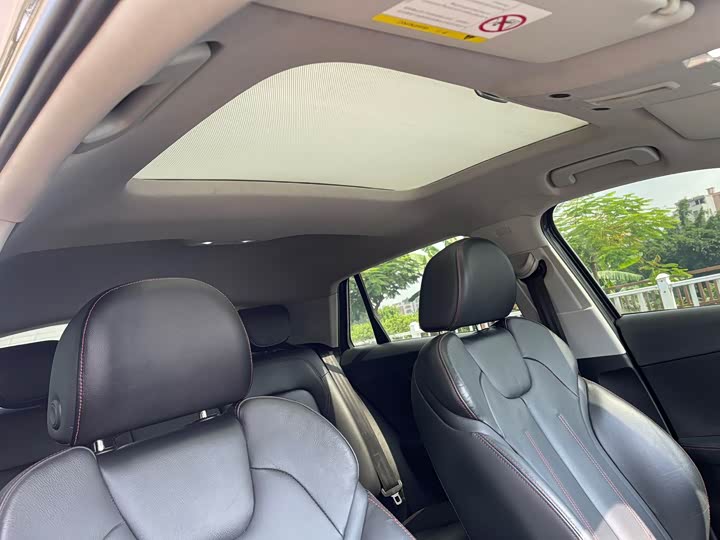 Фото 9 - Audi Q2L