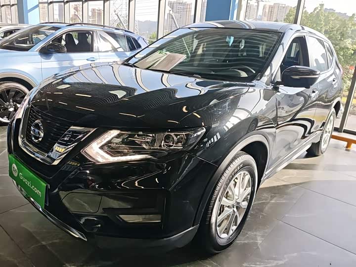 Фото 2 - Nissan X-Trail
