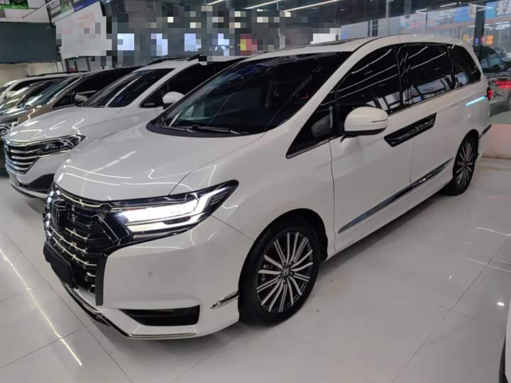 Фото 1 - Honda Elysion