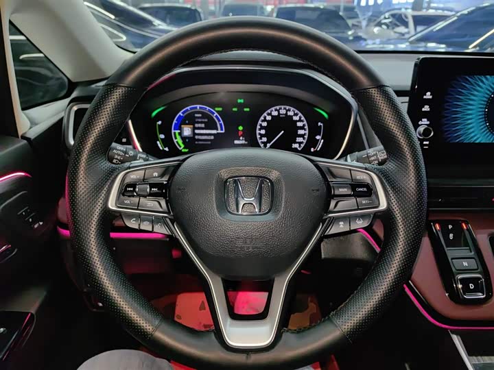 Фото 11 - Honda Elysion