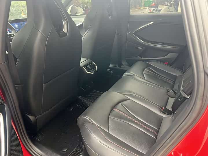 Фото 10 - MG Motor 7