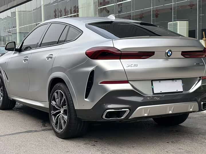 Фото 10 - BMW X6