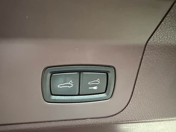 Фото 32 - Porsche Panamera