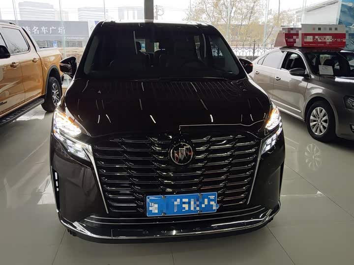 Фото 3 - Buick GL8 ES