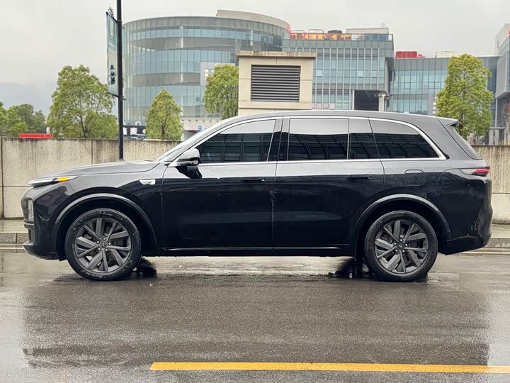 Фото 3 - LiXiang L8