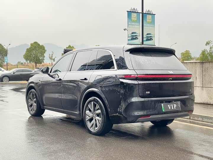 Фото 4 - LiXiang L8