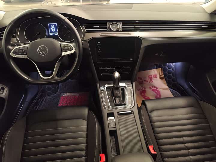 Фото 10 - Volkswagen Magotan