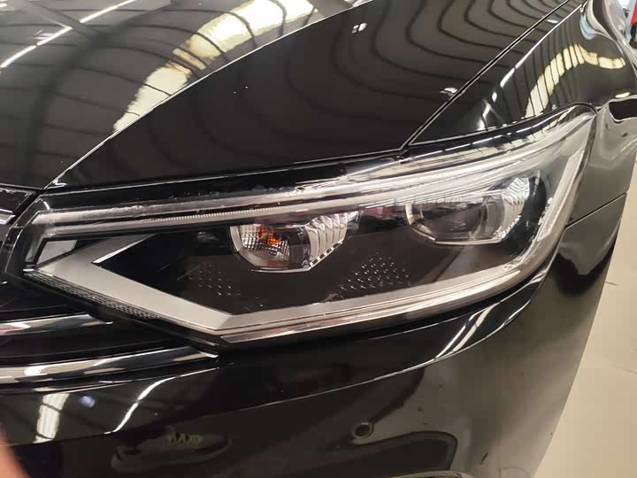 Фото 4 - Volkswagen Magotan