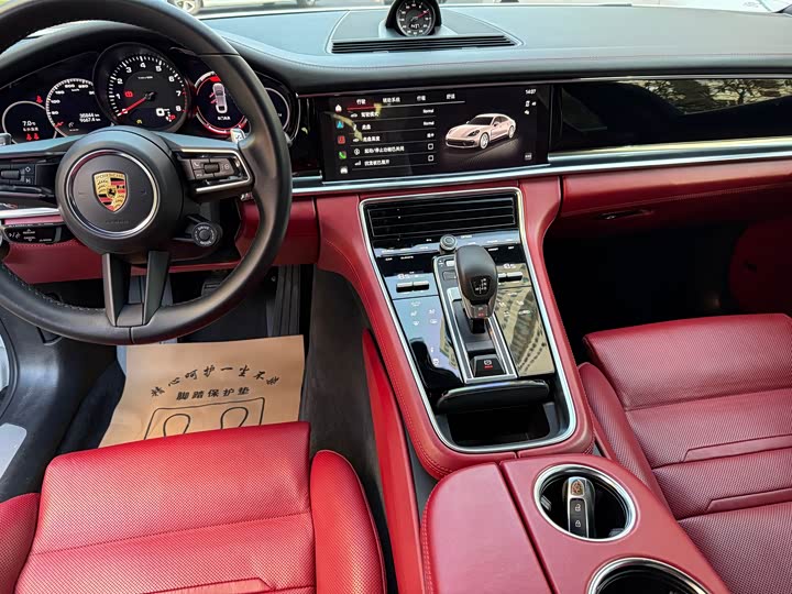 Фото 7 - Porsche Panamera