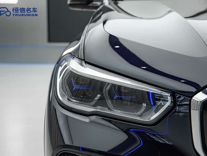 Фото 10 - BMW X5