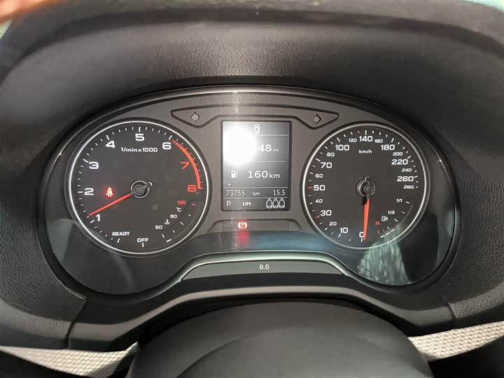 Фото 12 - Audi Q2L