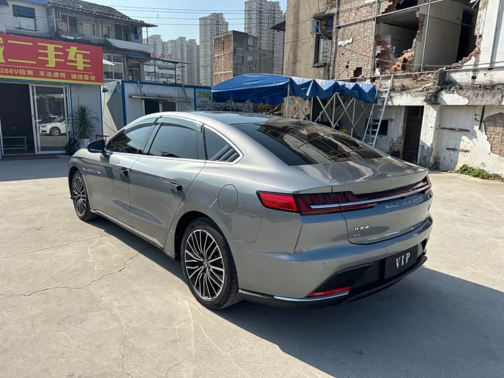 Фото 3 - BYD Han