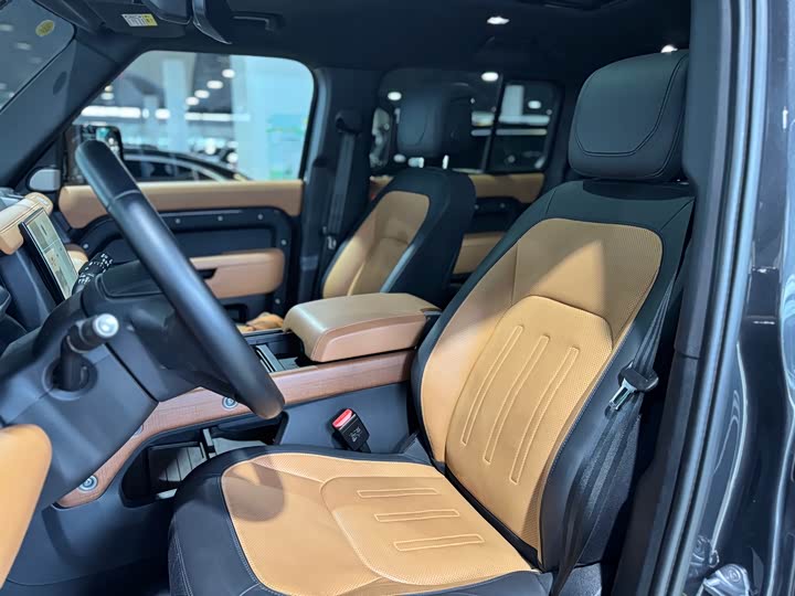 Фото 7 - Land Rover Defender