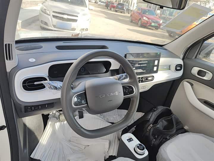 Фото 10 - Geely Galaxy Panda Mini