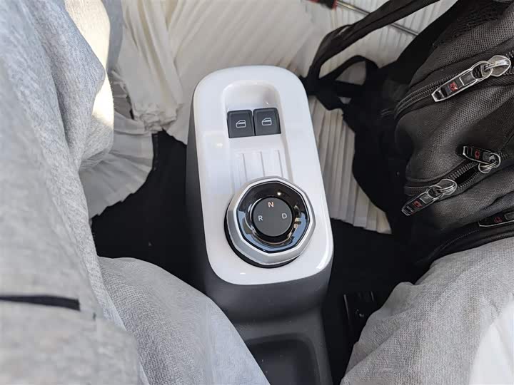 Фото 14 - Geely Galaxy Panda Mini