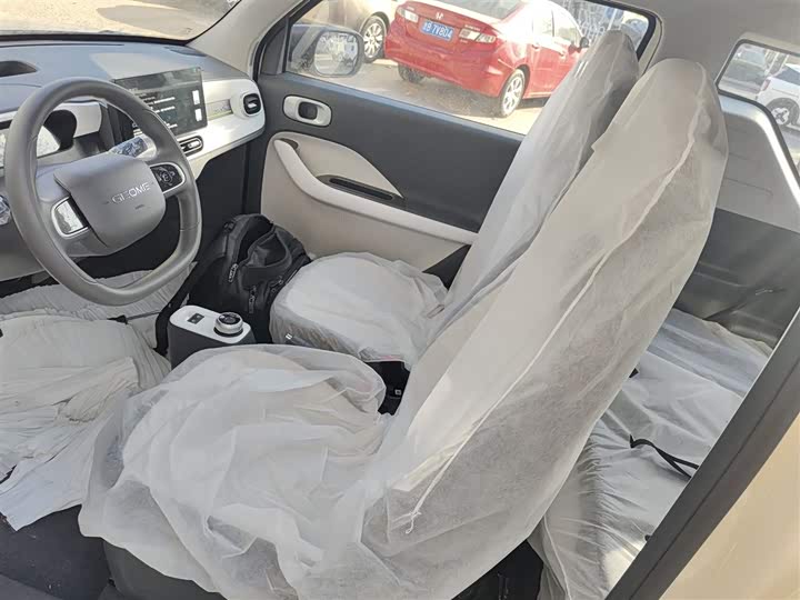 Фото 15 - Geely Galaxy Panda Mini