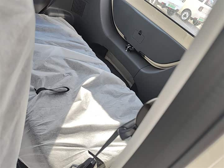 Фото 17 - Geely Galaxy Panda Mini