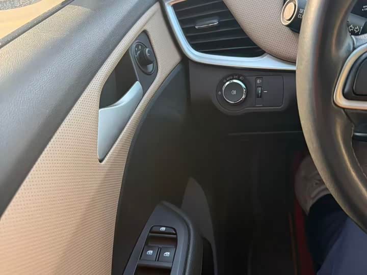 Фото 11 - Chevrolet Monza