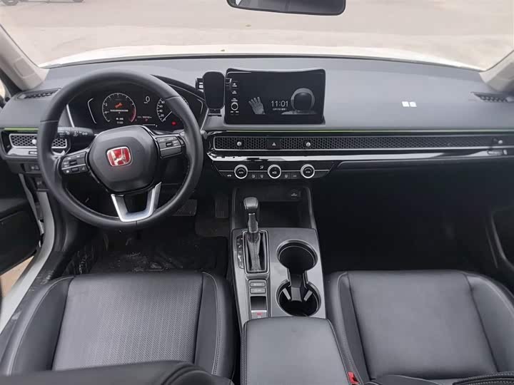 Фото 10 - Honda Civic