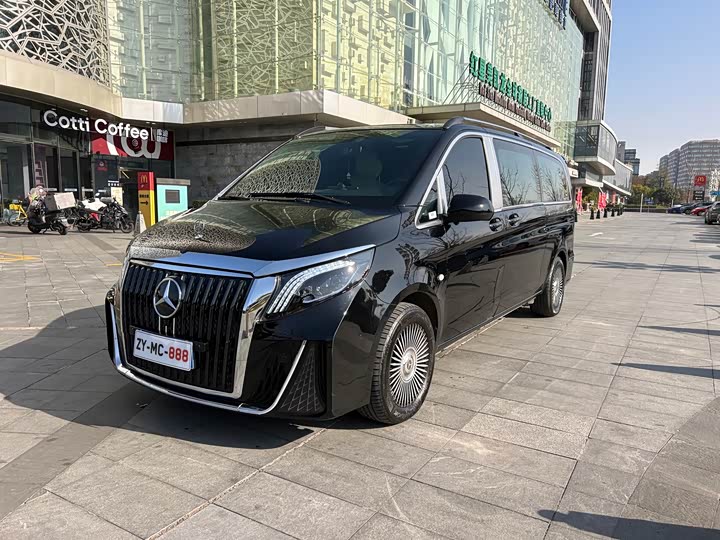 Фото 1 - Mercedes-Benz Vito