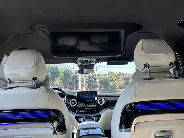 Фото 11 - Mercedes-Benz Vito