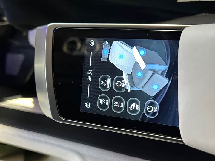 Фото 12 - Mercedes-Benz Vito