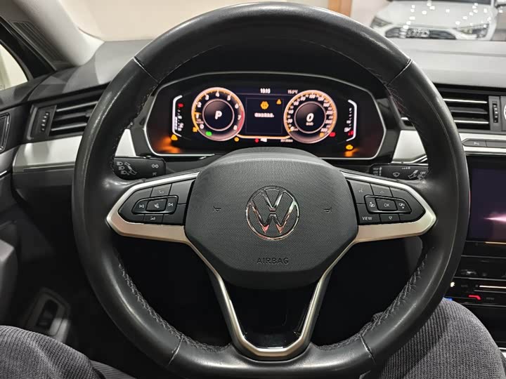 Фото 11 - Volkswagen Magotan