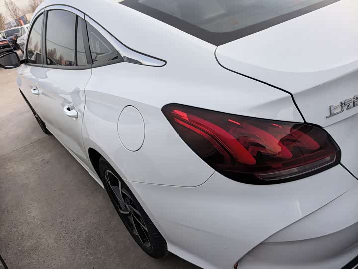 Фото 7 - MG Motor 5