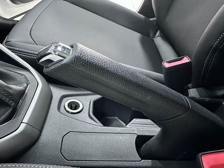 Фото 22 - Volkswagen Polo