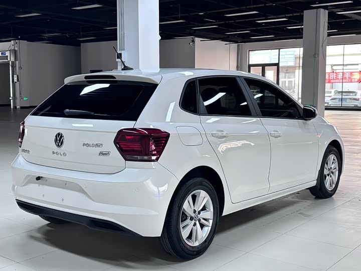 Фото 7 - Volkswagen Polo