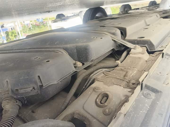 Фото 6 - Toyota RAV4