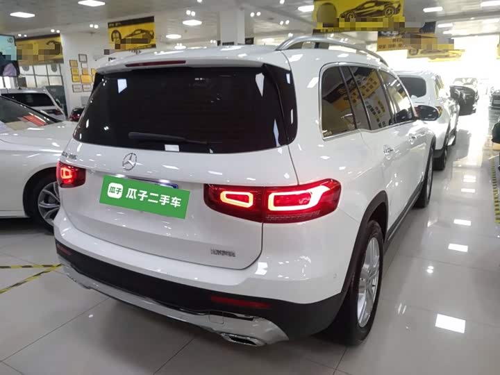 Фото 7 - Mercedes-Benz GLB-Class