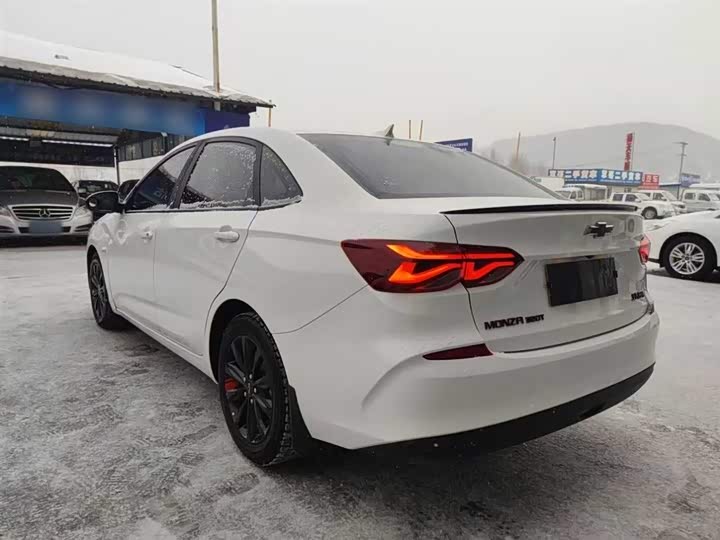 Фото 5 - Chevrolet Monza