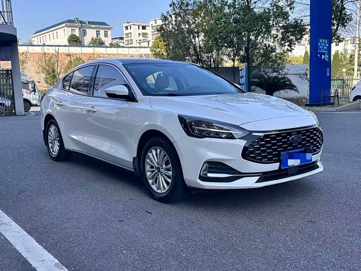 Фото 3 - Ford Focus