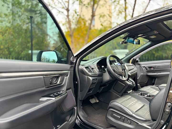 Фото 6 - Honda CR-V