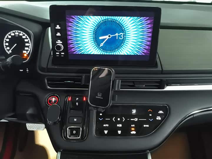 Фото 13 - Honda Elysion