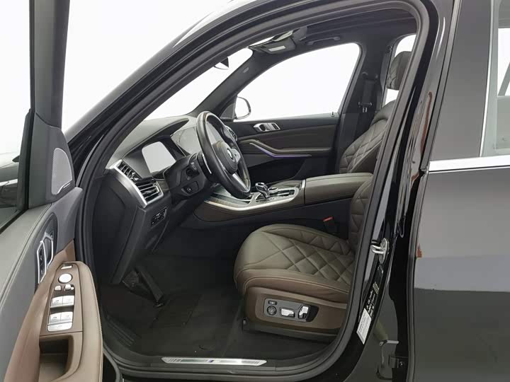 Фото 10 - BMW X5