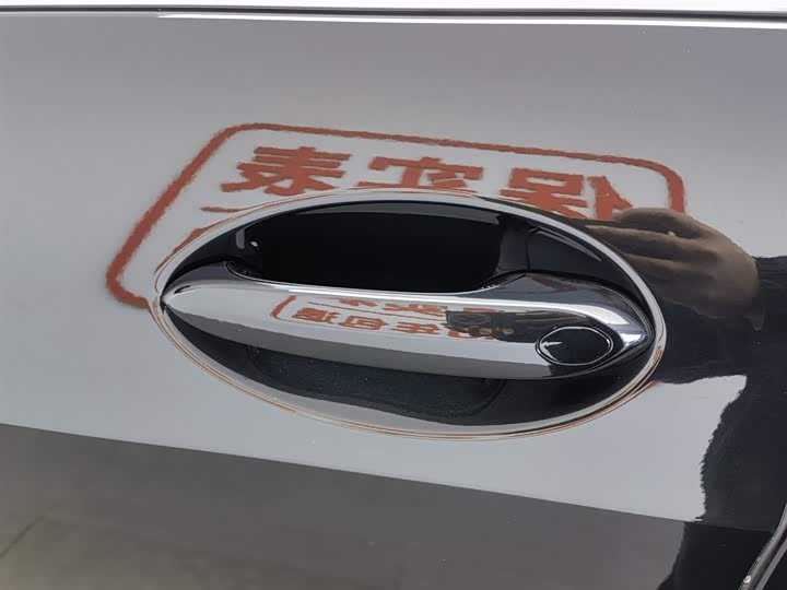 Фото 18 - BMW X5