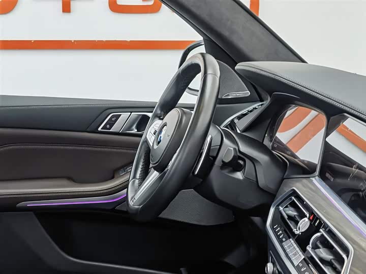 Фото 22 - BMW X5